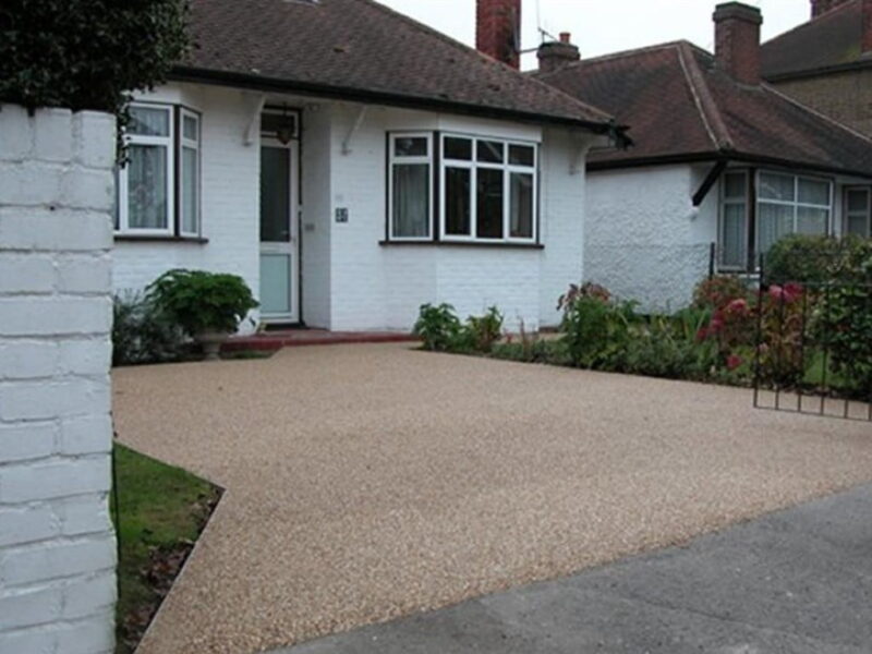 Tar and Chip Driveways